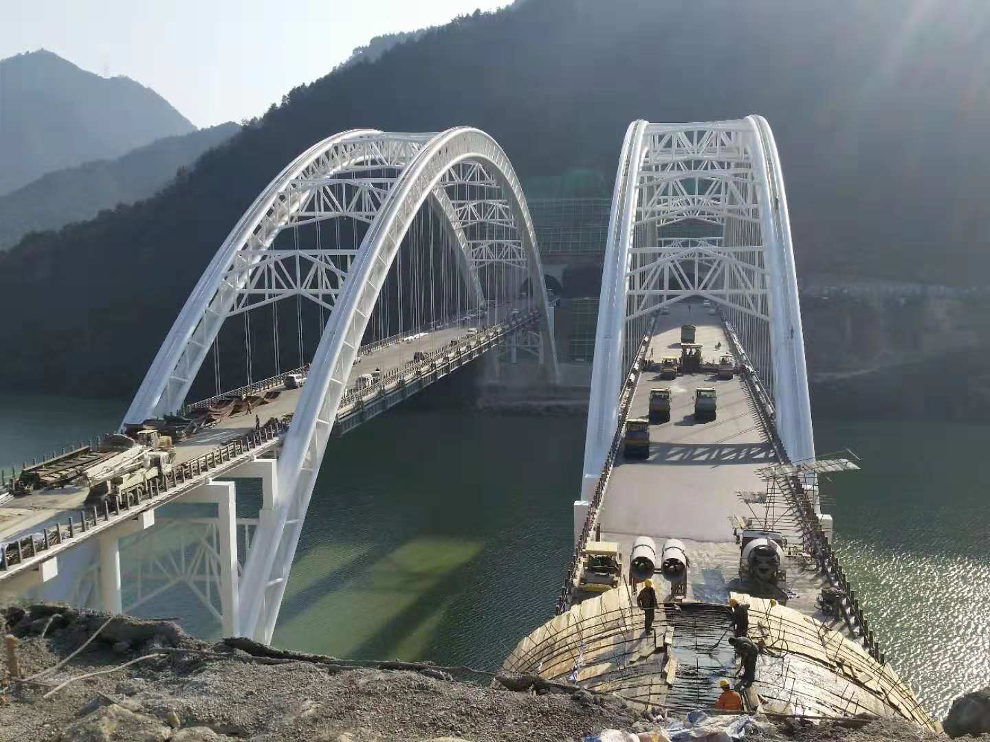 宝鸡至汉中高速公路（汉中至坪坎段）