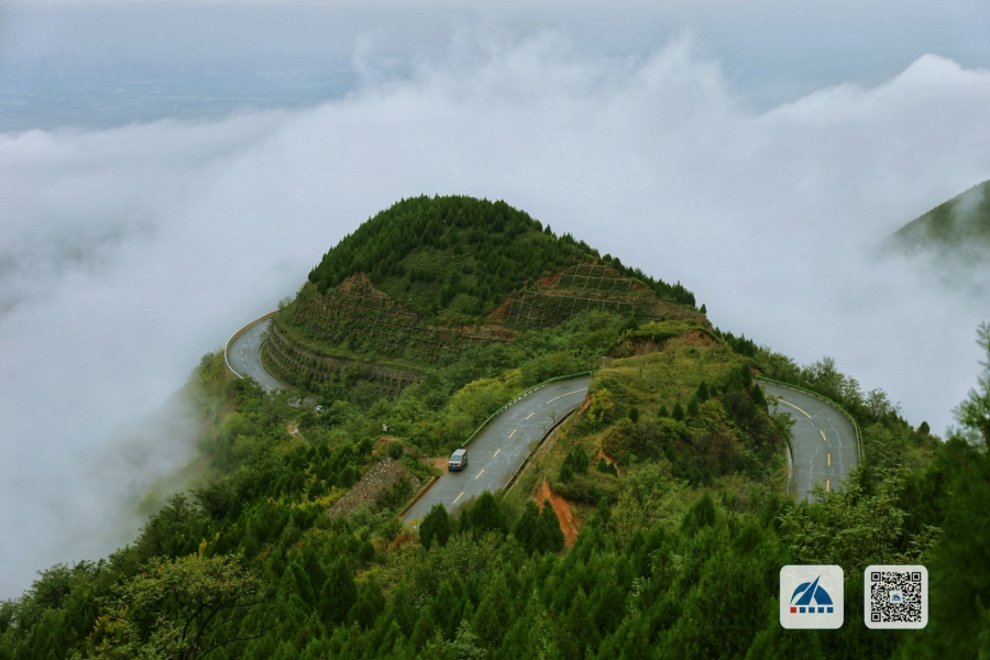 雨后骊山出现云海奇观